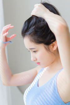 男人啪啪流出乳白色液体